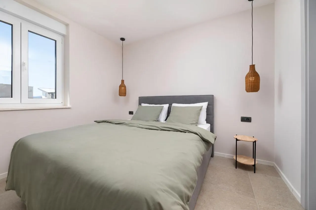Apartments Lampone Malinska Croatia